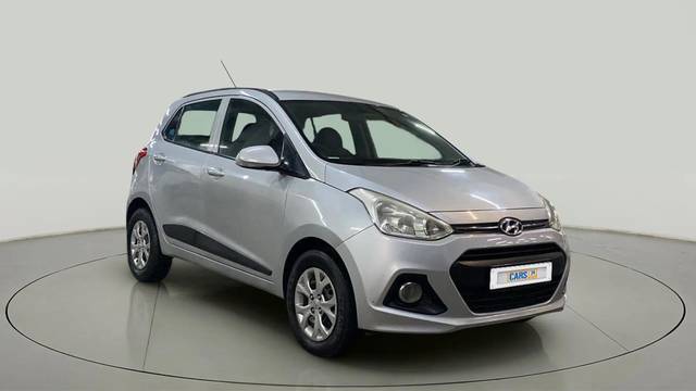 https://images10.gaadi.com/usedcar_image/4535527/original/f817bf8c085b9dd247d0a4b220100153.jpg?imwidth=6400