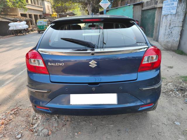 https://images10.gaadi.com/usedcar_image/4535530/original/processed_3fc39e10686b9bed8a635599e465e16d.jpg?imwidth=6402