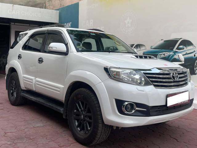 https://images10.gaadi.com/usedcar_image/4535540/original/processed_36e3a31fb786f7b73f8cb62b26fe2578.jpg?imwidth=6400