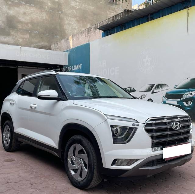 https://images10.gaadi.com/usedcar_image/4535551/original/processed_a0a55a10d24057076b84a548f67dc9ef.jpg?imwidth=6400