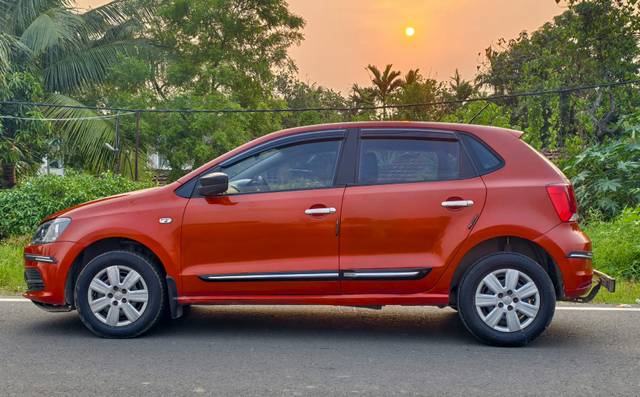 https://images10.gaadi.com/usedcar_image/4535554/original/da367b0252af367a0f0c696db14adf2f.jpg?imwidth=6402