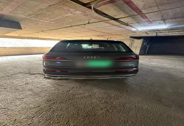 https://images10.gaadi.com/usedcar_image/4535568/original/841a30be-ac67-44f5-b62f-314085956b88.?imwidth=6402