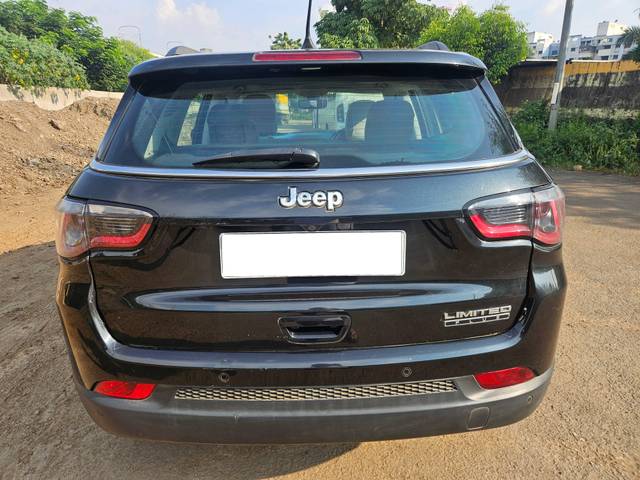 https://images10.gaadi.com/usedcar_image/4535610/original/processed_3489c56b-9839-4568-94f8-e298dfc085d5.jpg?imwidth=6401