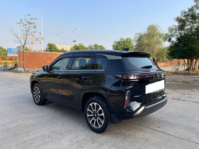 https://images10.gaadi.com/usedcar_image/4535615/original/processed_0bf3989804cbc53f7fcb7fe615433806.jpg?imwidth=6402
