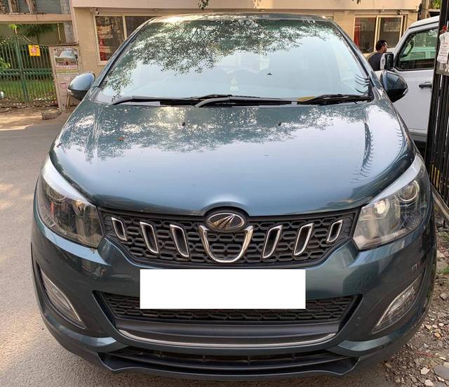 https://images10.gaadi.com/usedcar_image/4535628/original/processed_bfb490e52704779901ae91f06aa76ba8.jpg?imwidth=6400