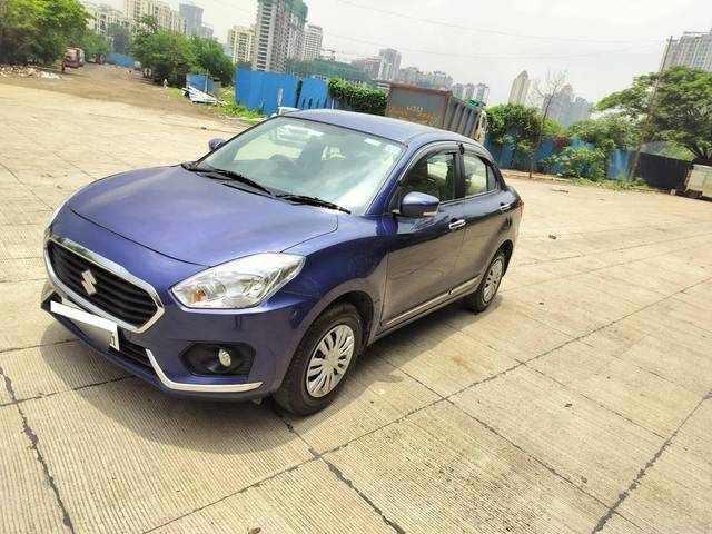 https://images10.gaadi.com/usedcar_image/4535637/original/processed_235f946483d9cbbfd9c04b50a7b853d8.jpg?imwidth=6402
