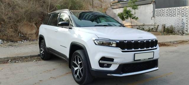 https://images10.gaadi.com/usedcar_image/4535639/original/processed_142f3300419f96b7d31f306b4b7dcc5c.jpg?imwidth=6400