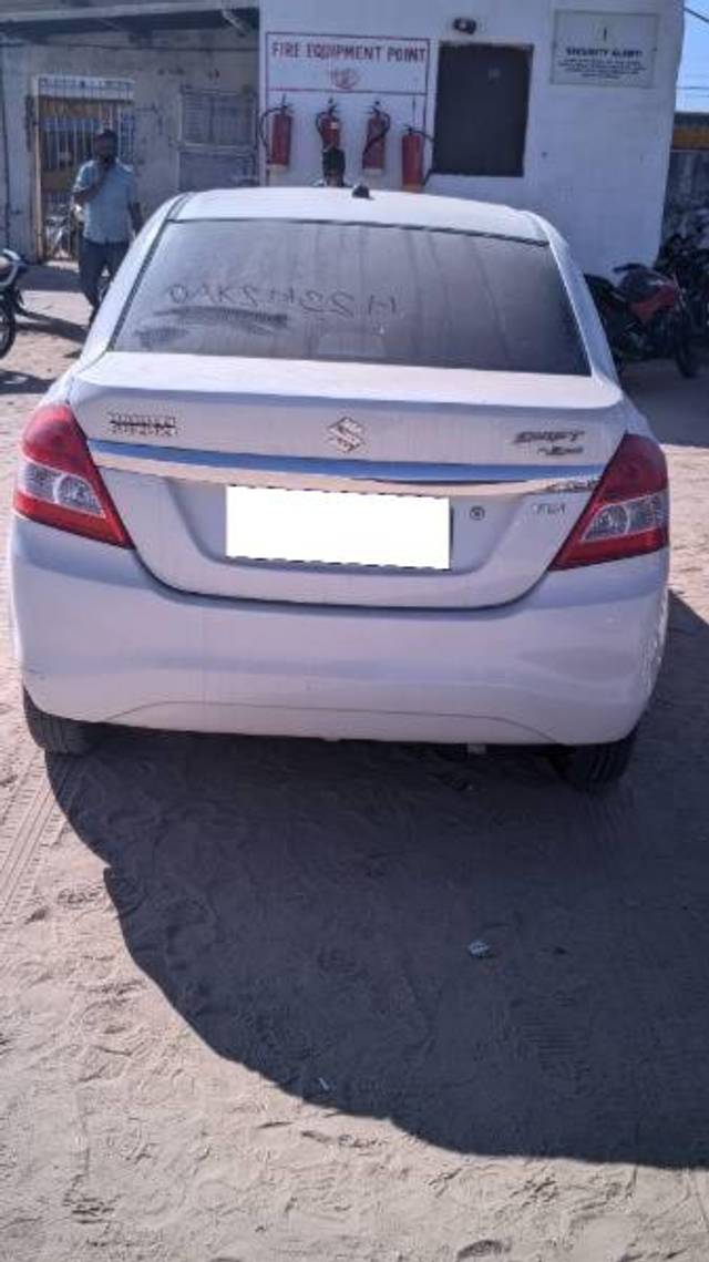https://images10.gaadi.com/usedcar_image/4535645/original/processed_e0fed103-0e79-4e39-bf28-25562d42d5e8.jpg?imwidth=6401