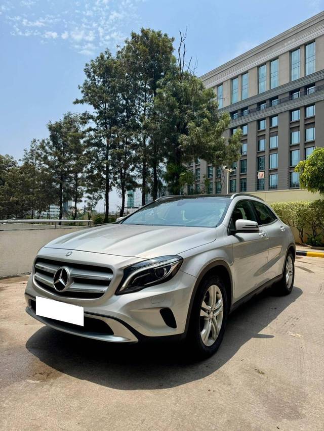 https://images10.gaadi.com/usedcar_image/4535692/original/processed_bc244de9fa93c83ef15fda9b804a1155.jpg?imwidth=6400