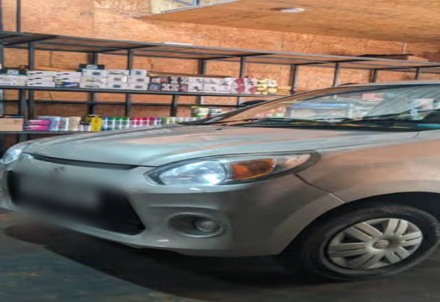 https://images10.gaadi.com/usedcar_image/4535706/original/552a72a6-8508-4bfb-91ab-d08945ed2ada.?imwidth=6401