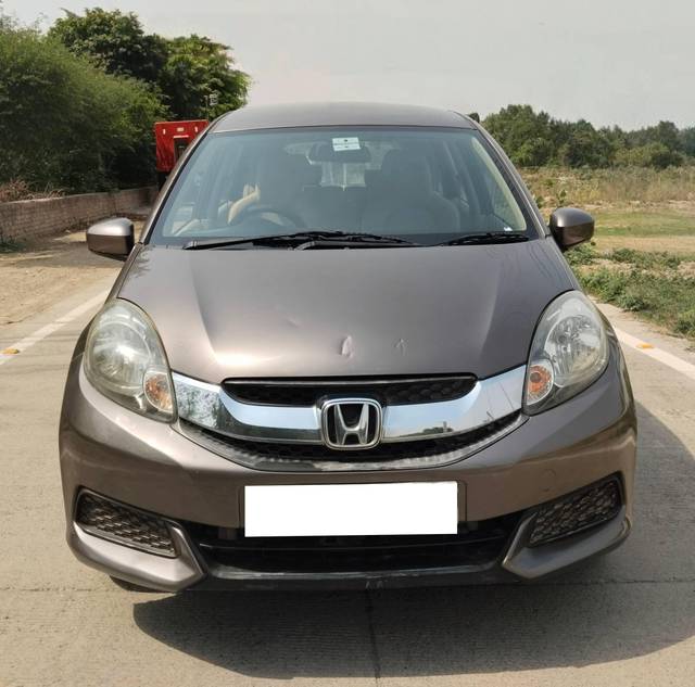 https://images10.gaadi.com/usedcar_image/4535714/original/processed_4c84e7d9055e8dda688028ce12f87a63.jpg?imwidth=6400
