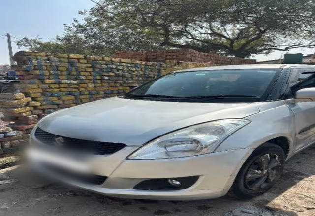 https://images10.gaadi.com/usedcar_image/4535717/original/b78a2a5a-20b1-4fcc-a693-33d802bc1a7c.?imwidth=6400