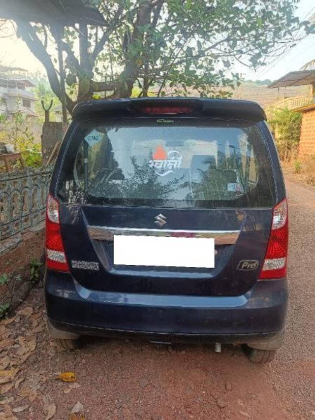 https://images10.gaadi.com/usedcar_image/4535725/original/processed_d9b5eb37-f0fa-4a66-9f31-8f97f40f9c15.jpg?imwidth=6401