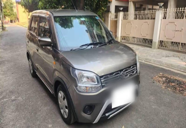 https://images10.gaadi.com/usedcar_image/4535761/original/ffa21805-2187-40f8-ae5f-79e62123a09a.?imwidth=6400