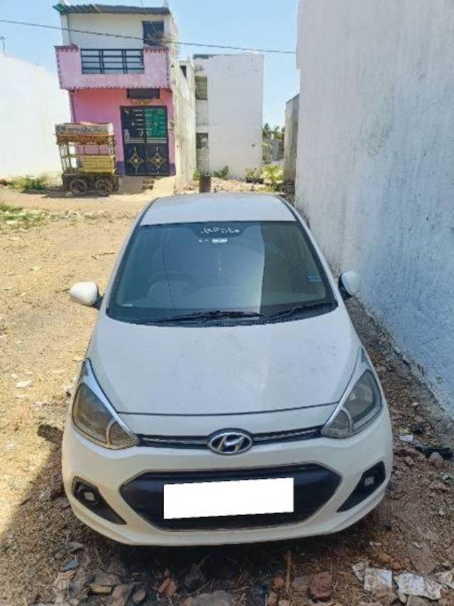https://images10.gaadi.com/usedcar_image/4535774/original/processed_cc4dfe0a-9f23-472d-b446-abaf88bc1875.jpg?imwidth=6400