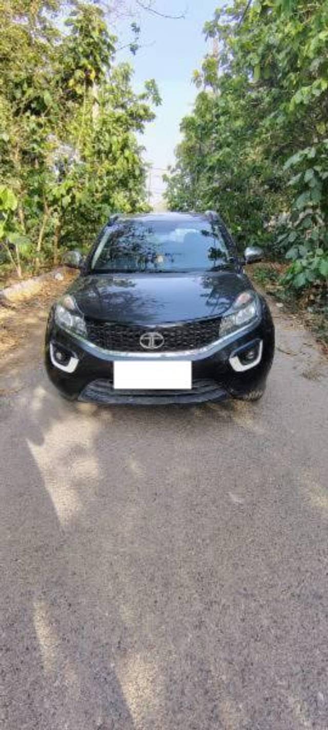 https://images10.gaadi.com/usedcar_image/4535799/original/processed_09b1b445-7144-4328-b253-1e97968255d1.jpg?imwidth=6400