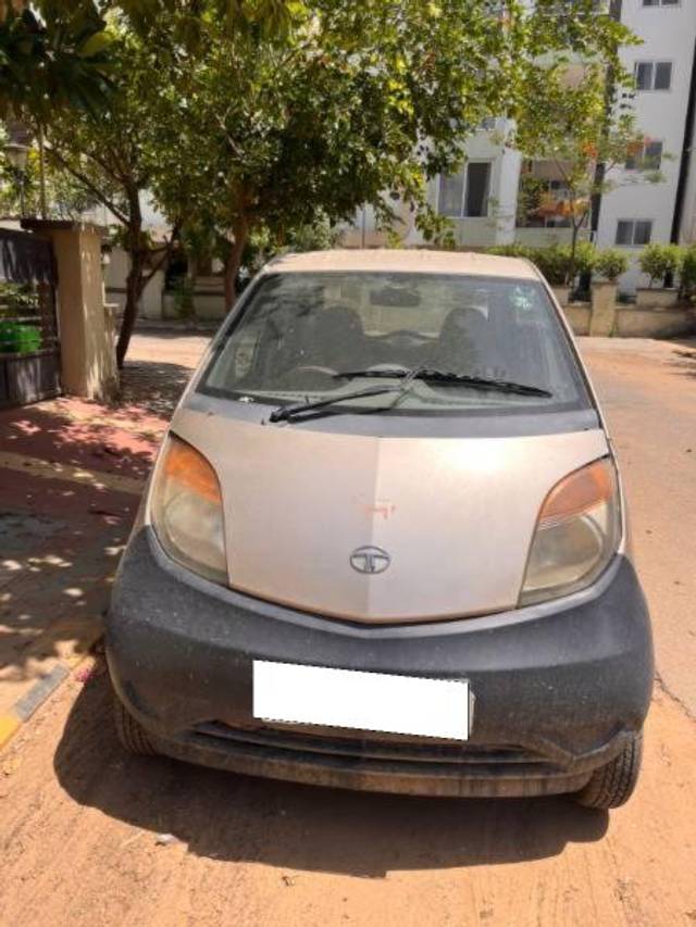 https://images10.gaadi.com/usedcar_image/4535802/original/processed_99be3655-ec12-45f1-be41-32703dac3c5d.jpg?imwidth=6402