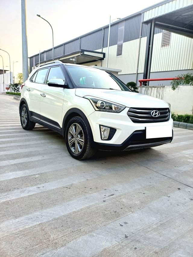 https://images10.gaadi.com/usedcar_image/4535839/original/processed_b7e9e9de91afd3b8efb62dd2b188ec23.jpg?imwidth=6400