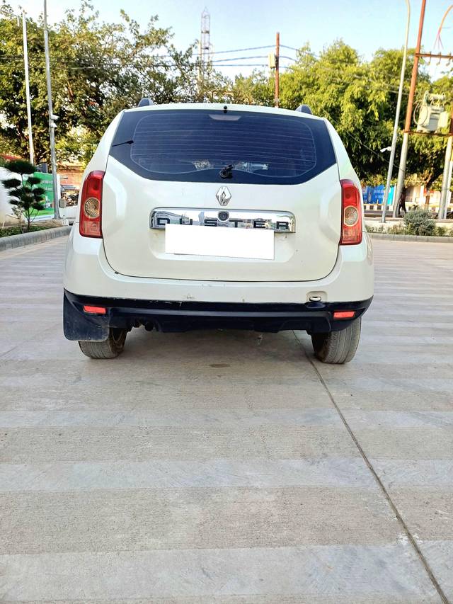 https://images10.gaadi.com/usedcar_image/4535840/original/processed_b4018988863f27eb515284d959a526b2.jpg?imwidth=6402