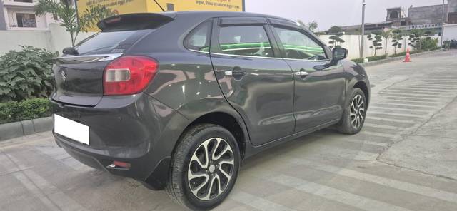 https://images10.gaadi.com/usedcar_image/4535842/original/processed_162877a3842dc14eeb75a29b7ca151c4.jpg?imwidth=6402