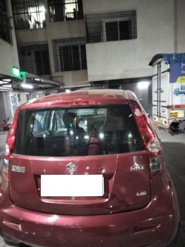 https://images10.gaadi.com/usedcar_image/4535843/original/processed_78e8734c-755c-4660-8c07-95cb00676041.jpg?imwidth=6401