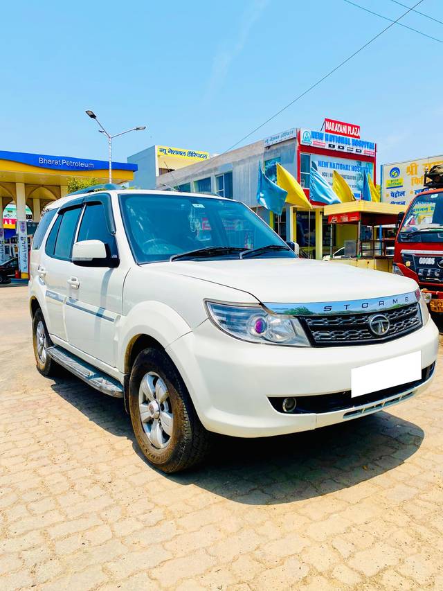 https://images10.gaadi.com/usedcar_image/4535845/original/processed_f65f6612f58bfe53c701a305de0c2122.jpg?imwidth=6400
