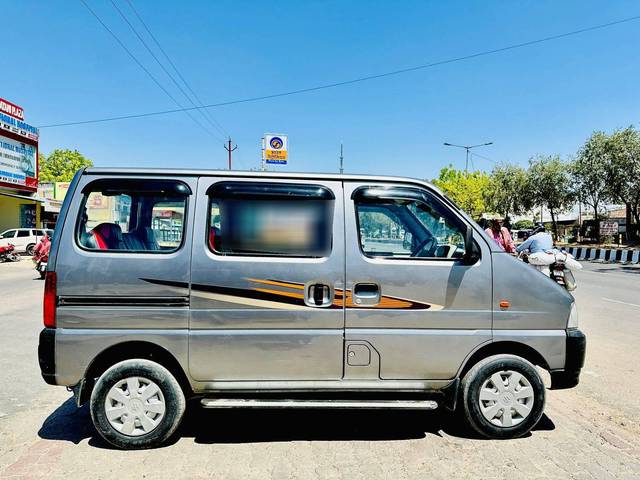 https://images10.gaadi.com/usedcar_image/4535846/original/processed_b46cb69f3ff850920d4ee4147f0f7eb8.jpg?imwidth=6401