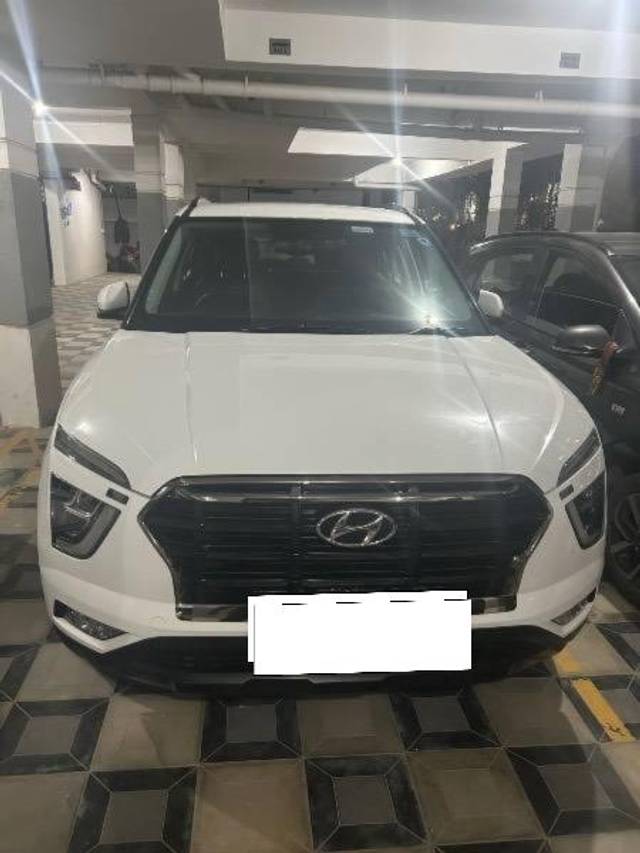 https://images10.gaadi.com/usedcar_image/4535856/original/processed_1eee6c15-5a4d-4bc3-b6a7-1ff92470eee8.jpeg?imwidth=6400