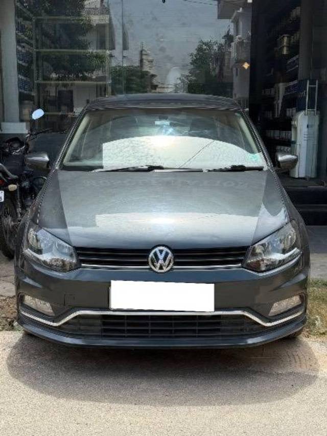 https://images10.gaadi.com/usedcar_image/4535859/original/processed_0388d0f0-3050-408d-9a00-6b9f18a477fb.jpeg?imwidth=6401