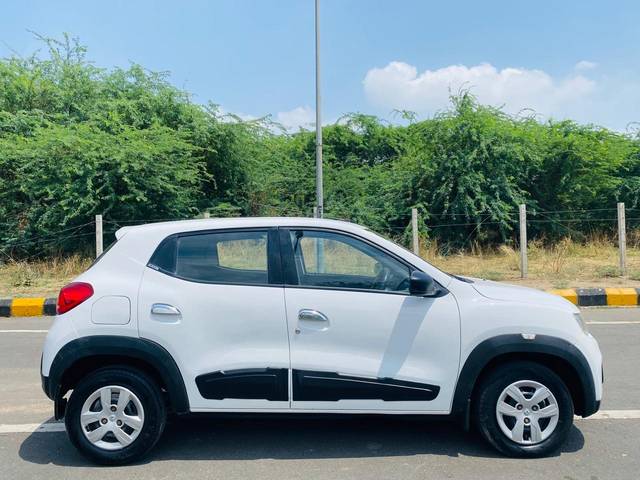 https://images10.gaadi.com/usedcar_image/4535866/original/f9f1daad82bd0fae527de94defc6da2e.jpg?imwidth=6401