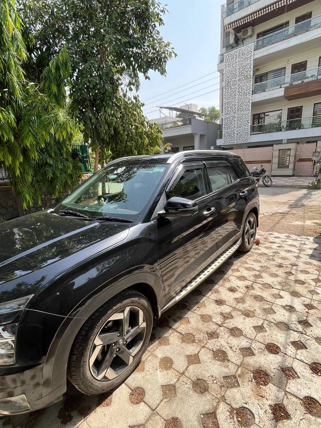 https://images10.gaadi.com/usedcar_image/4535877/original/processed_226dcf48-9c26-426e-9bfc-5fb7e7c0d707.jpg?imwidth=6402