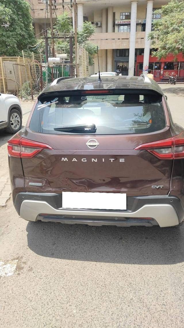 https://images10.gaadi.com/usedcar_image/4535906/original/processed_e67af4d5-f571-40a8-804d-76ff3724a849.jpg?imwidth=6400