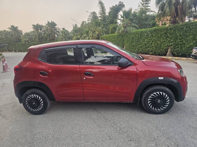 https://images10.gaadi.com/usedcar_image/4535926/original/9c7ebbe6c5995c7cd1cd19cb4a975fdb.jpg?imwidth=6401