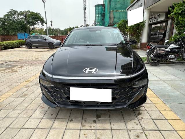 https://images10.gaadi.com/usedcar_image/4535953/original/processed_a3d45fa4cfe1104eb7a7993f9103f361.jpg?imwidth=6400