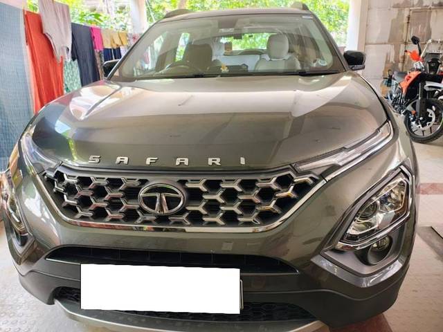 https://images10.gaadi.com/usedcar_image/4535986/original/processed_643ad776-0779-44bd-8665-8962732ca760.jpg?imwidth=6400