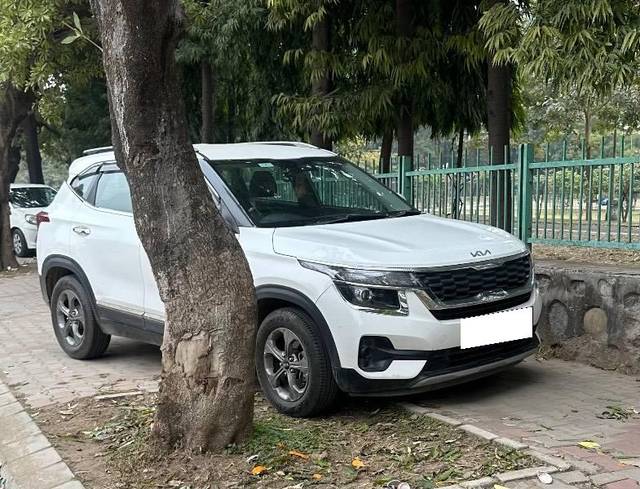 https://images10.gaadi.com/usedcar_image/4535992/original/processed_144898f7-7eee-4bc2-ada6-b430569077d8.jpeg?imwidth=6400