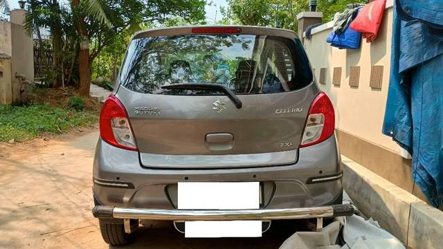https://images10.gaadi.com/usedcar_image/4536031/original/processed_9f88a141-18f3-4858-b1b9-98496a2ea13e.jpg?imwidth=6401