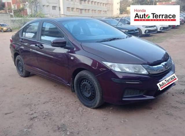 https://images10.gaadi.com/usedcar_image/4536069/original/d59d9a51b1fcc15eeece6b57deeb698e.jpeg?imwidth=6400