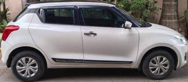https://images10.gaadi.com/usedcar_image/4536083/original/processed_cc616403a9942beebe5c297ef686c272.jpeg?imwidth=6401