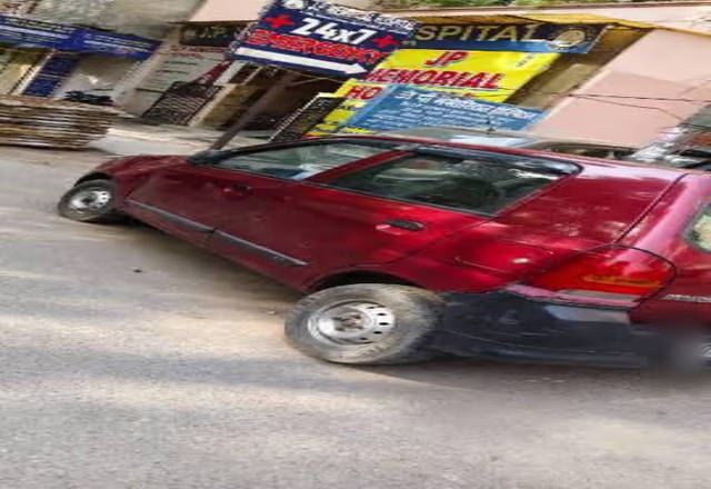 https://images10.gaadi.com/usedcar_image/4536144/original/59e31a91-b7e7-457c-9f1b-9104c7b7cbfc.?imwidth=6402