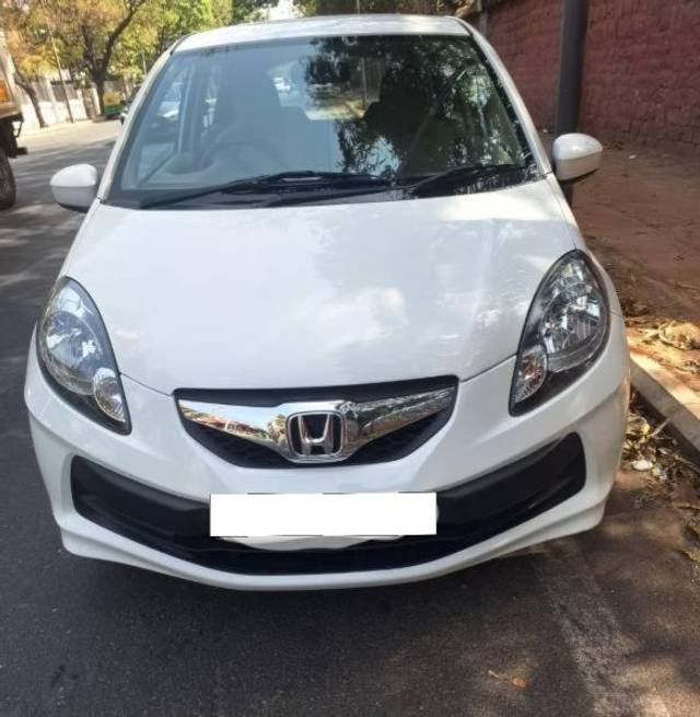 https://images10.gaadi.com/usedcar_image/4536167/original/processed_1c92b8cf-a1b4-494e-a92a-a5856345e885.jpg?imwidth=6400