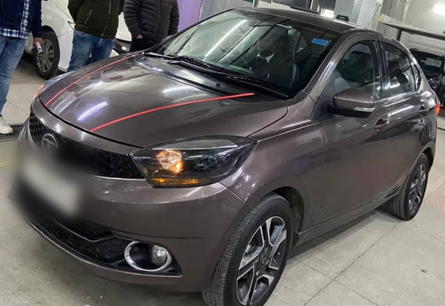 https://images10.gaadi.com/usedcar_image/4536212/original/50ea2777-a7cf-447a-a326-a270c8160573.?imwidth=6401