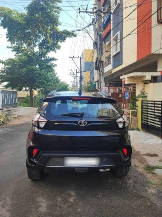 https://images10.gaadi.com/usedcar_image/4536217/original/processed_2c08febc-9016-444c-b1f9-00c430aef35a.jpg?imwidth=6401