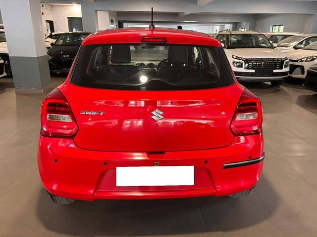 https://images10.gaadi.com/usedcar_image/4536221/original/processed_af91cdb71ac08b531cd946798ce0547a.jpg?imwidth=6402