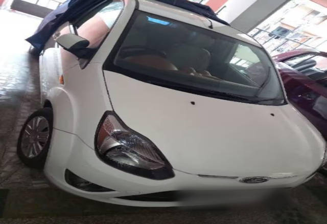 https://images10.gaadi.com/usedcar_image/4536225/original/0760cb69-6752-48af-86d8-b37a98ee3f18.?imwidth=6401