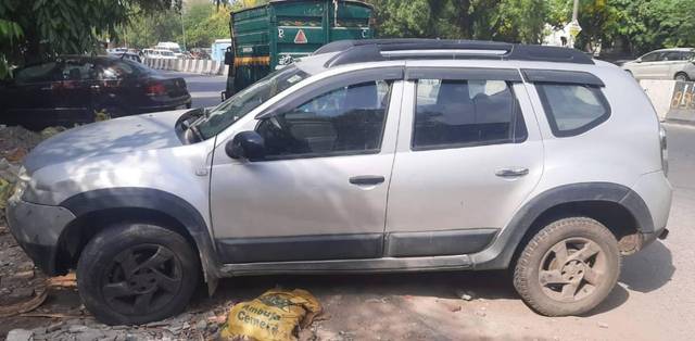https://images10.gaadi.com/usedcar_image/4536229/original/processed_dc79b6c0-d09a-4f93-bdbf-e308b7ececcc.jpeg?imwidth=6402
