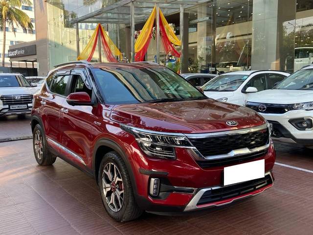 https://images10.gaadi.com/usedcar_image/4536236/original/processed_77a8dd4f94406fc7fa01b9fa69620c22.jpg?imwidth=6400