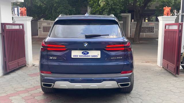 https://images10.gaadi.com/usedcar_image/4536288/original/processed_d93cefcb0d1fc5e1a569df0a6d2ca8d0.jpg?imwidth=6401