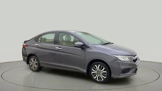 https://images10.gaadi.com/usedcar_image/4536291/original/2b48ec4219a5f048a1e248bc6978f908.jpg?imwidth=6400