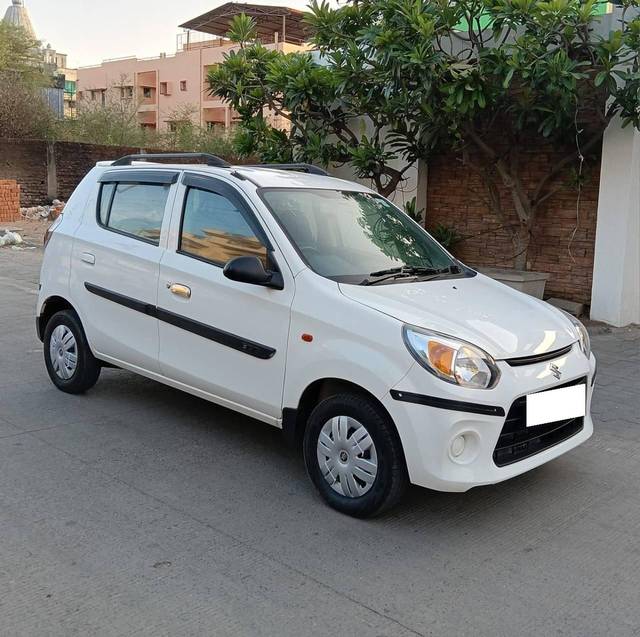 https://images10.gaadi.com/usedcar_image/4536308/original/processed_9829121cb2a073f6f384ecbcf43f2858.jpg?imwidth=6400